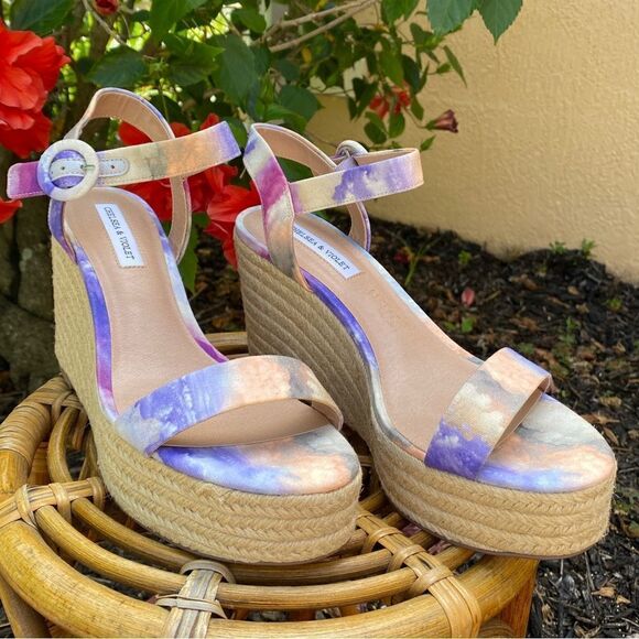 NEW CHELSEA & VIOLET CV-HENNA OPEN TOE ANKLE STRAP TIE-DYE WEDGES 9.5 - Picture 7 of 16